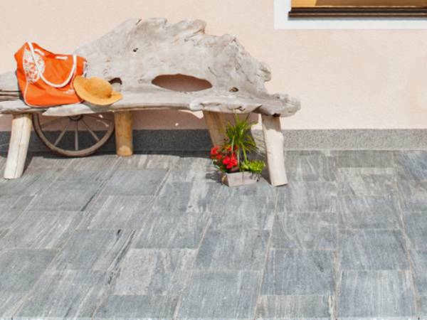 Terrasse Taifun Grey